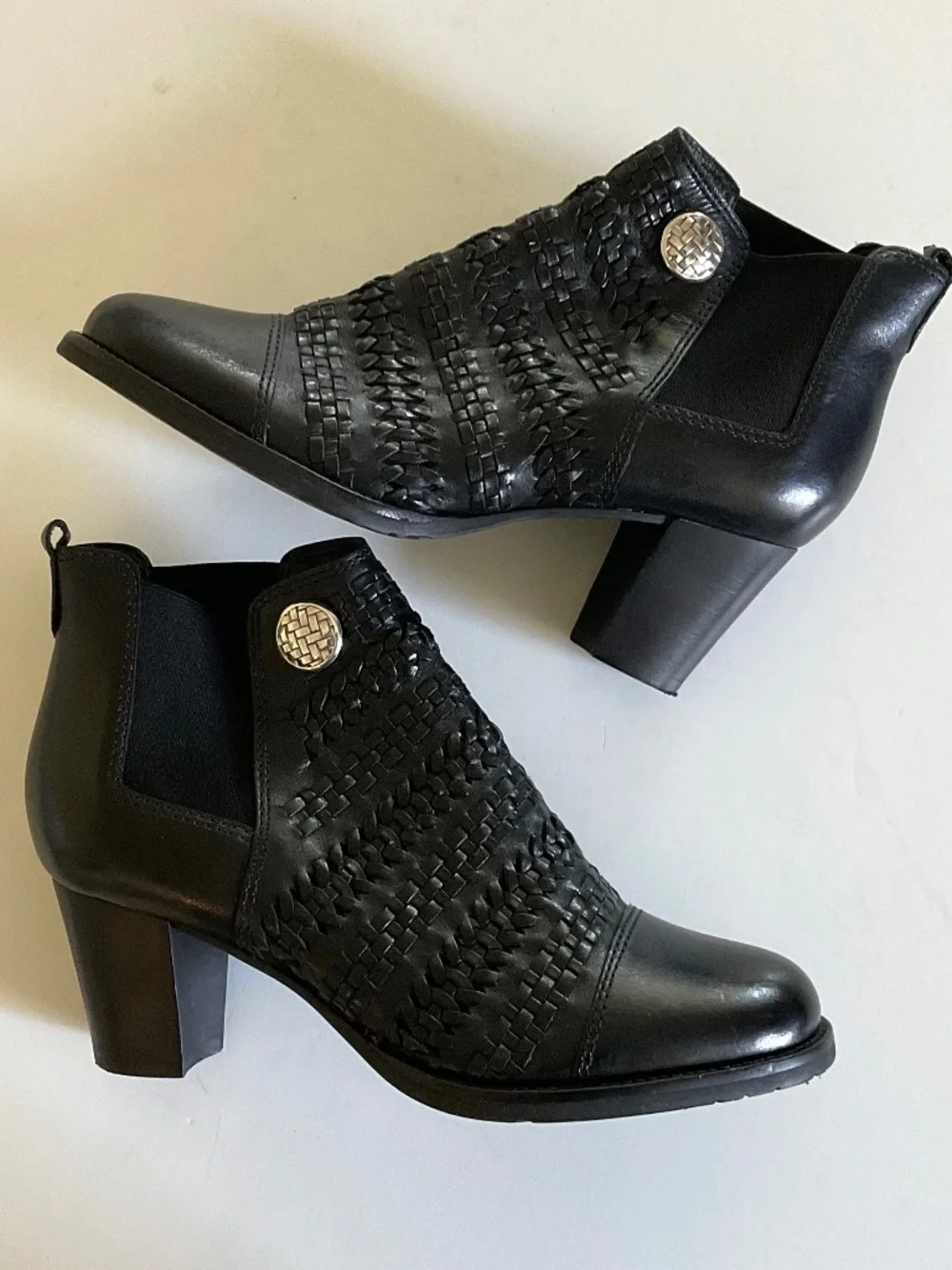 BRIGHTON Galore Woven Black Leather Booties Size 6 NWOT